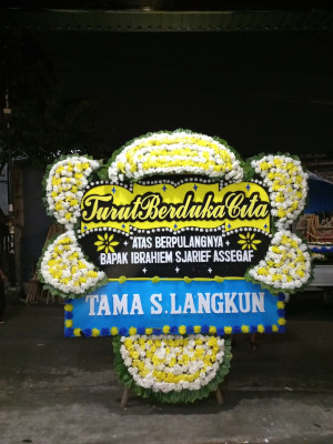 Papan Bunga Duka di Bima