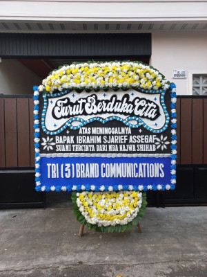 Papan Bunga Duka di Bima